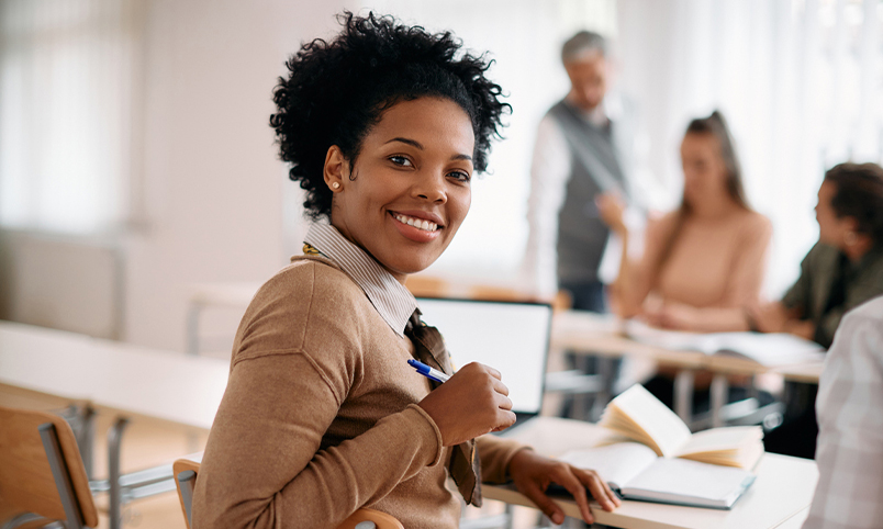 Nutrition and dietetics educator planning lessons for students